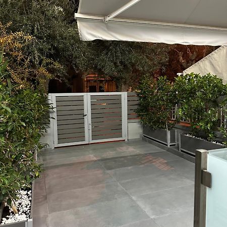 Kris Boy Apartment Athens Exterior photo